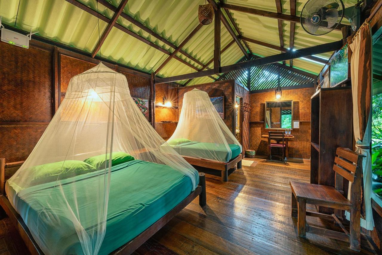 Khao Sok Riverside Cottages Khao Sok National Park Bagian luar foto