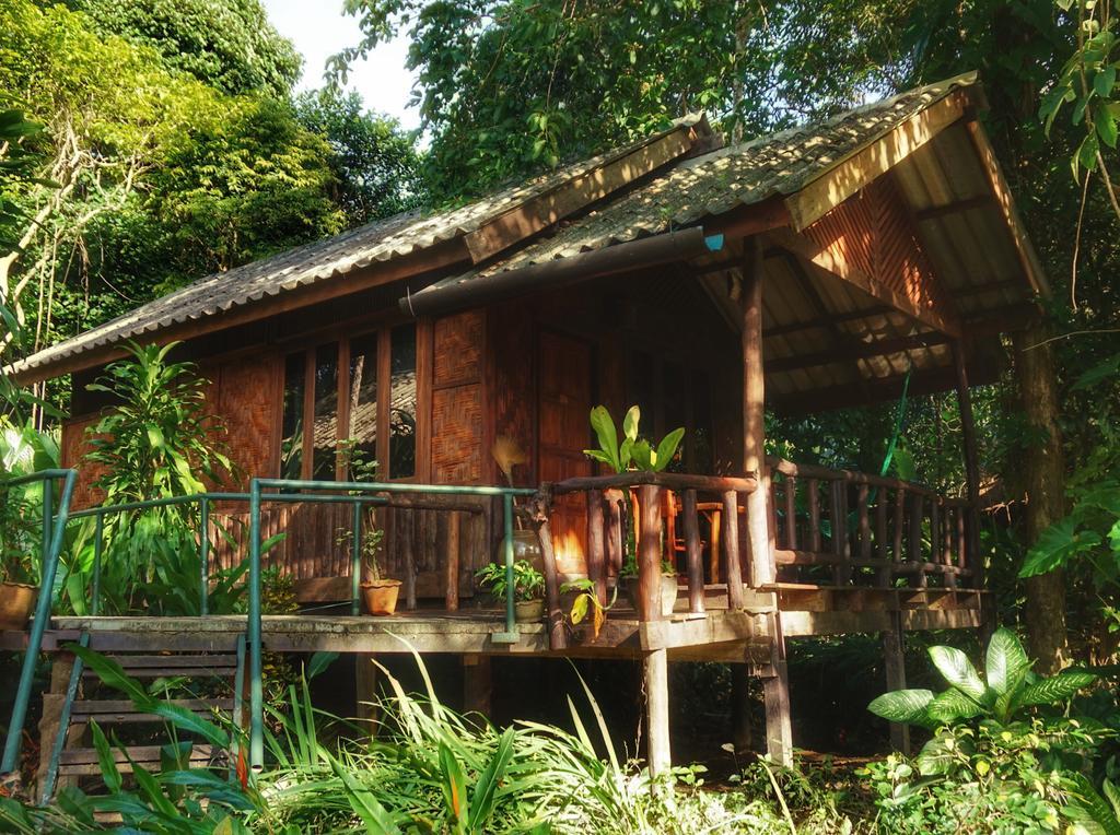 Khao Sok Riverside Cottages Khao Sok National Park Bagian luar foto