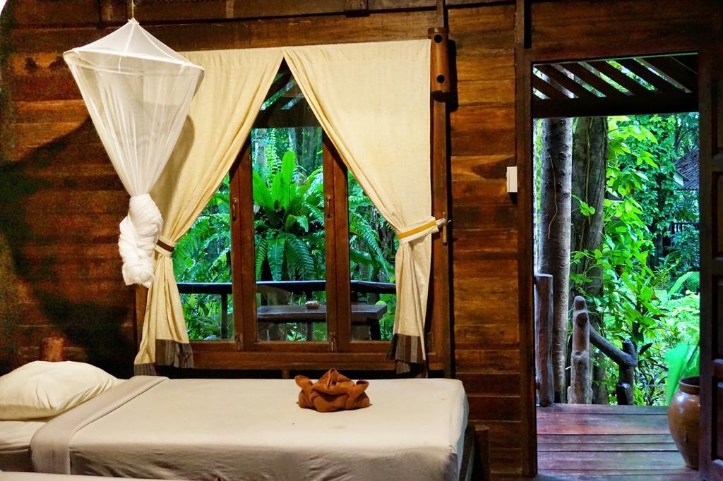 Khao Sok Riverside Cottages Khao Sok National Park Bagian luar foto