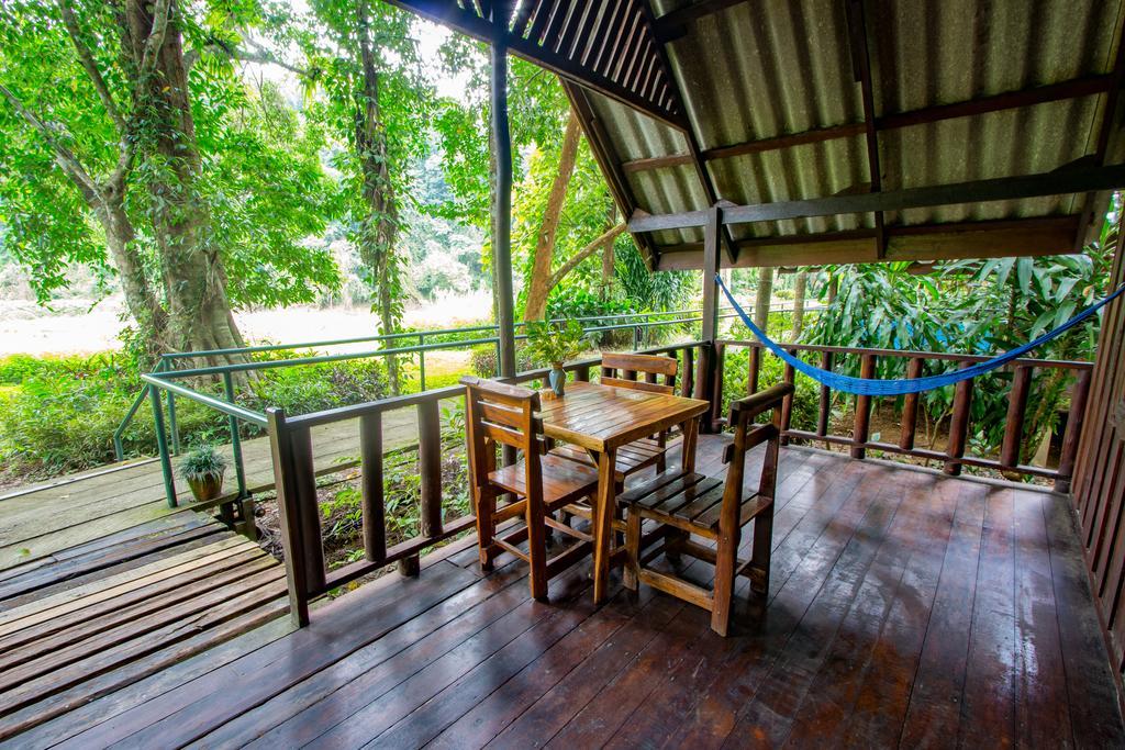 Khao Sok Riverside Cottages Khao Sok National Park Bagian luar foto